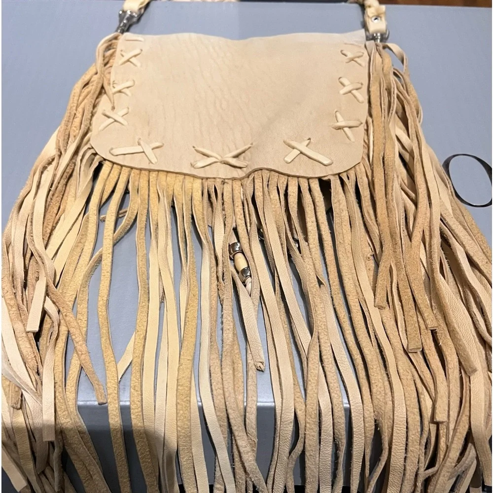 Buttery soft deerskin handmade Native American beaded fringe crossbody bag EUC_5
